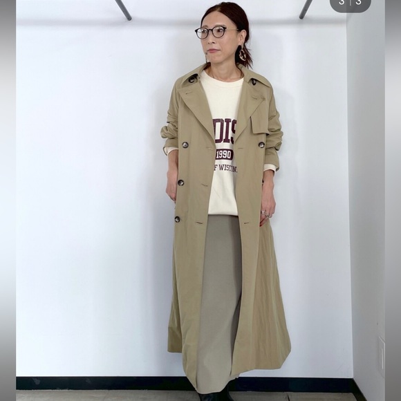 Beige oversized trench coat - Picture 5 of 8